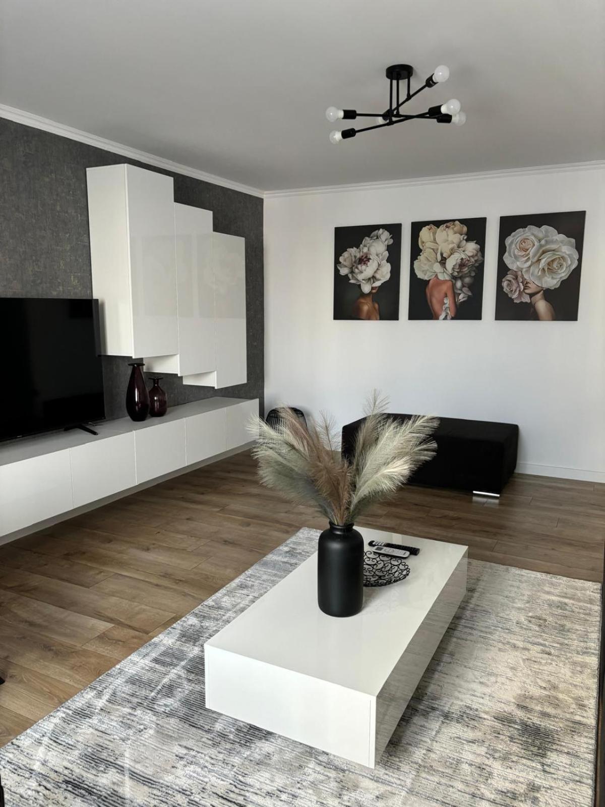 Rorada Apartament Făgăraş Eksteriør billede