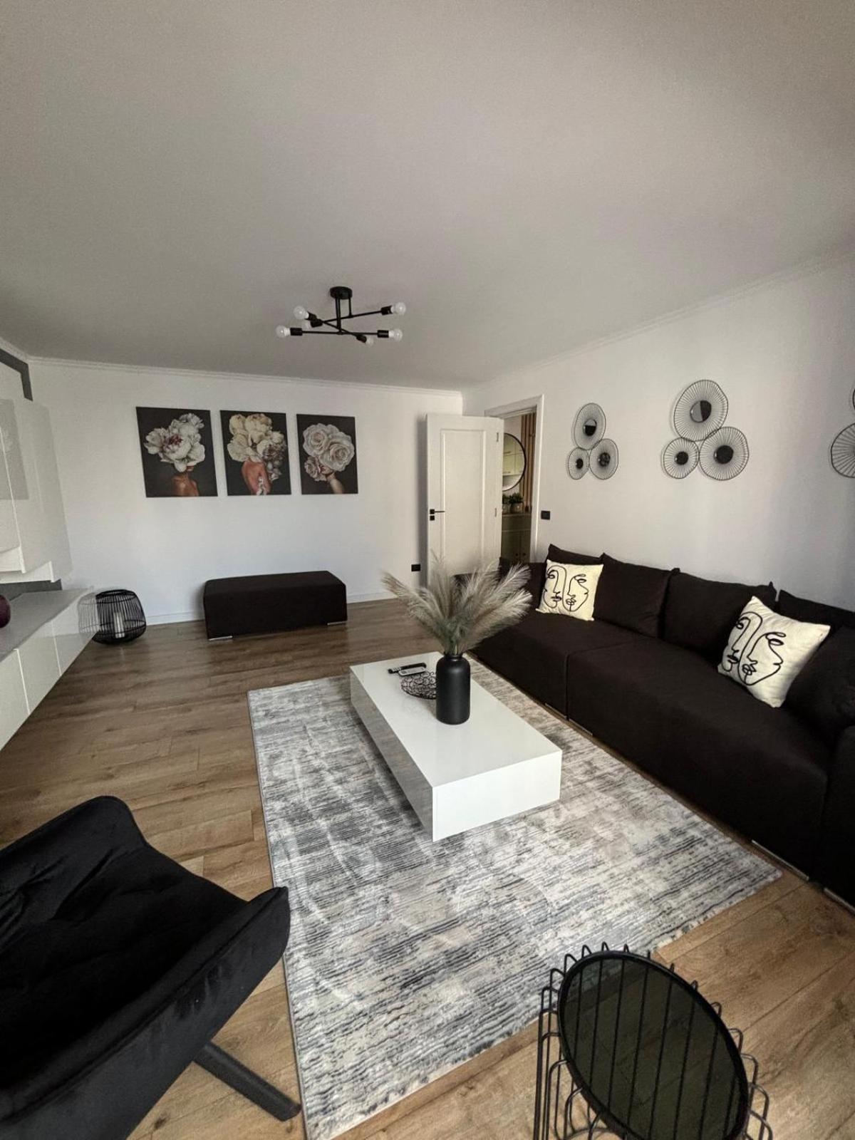 Rorada Apartament Făgăraş Eksteriør billede